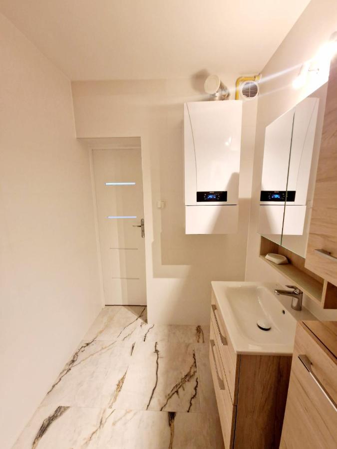 Apartament Przy Deptaku Jelenia Góra Exterior foto